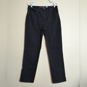 Gloria Vanderbilt Amanda 12 Black Straight Leg Jeans